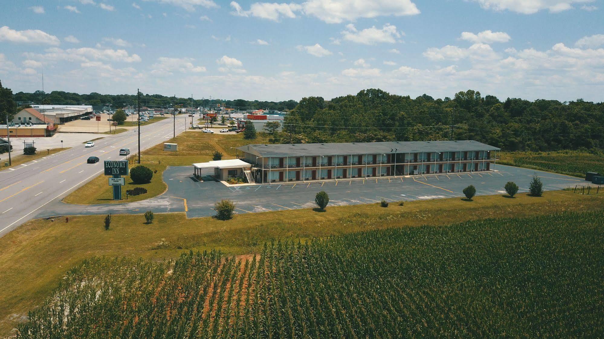 Economy Inn Rogersville Eksteriør bilde